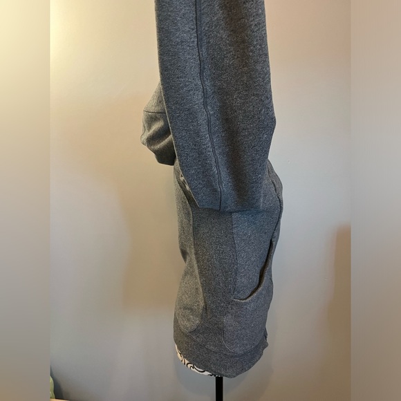 Lululemon Scuba *stretch - Picture 5 of 6